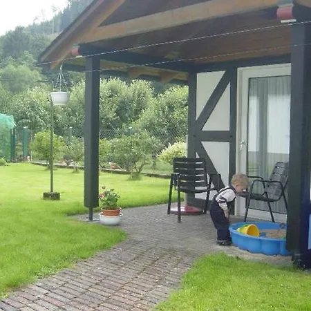 Alois Hennecke Bed and Breakfast *