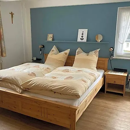 Alois Hennecke Bed & Breakfast *
